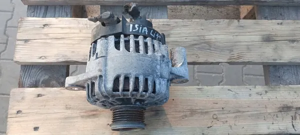 Opel Insignia A 2.0 CDTI generaattori 13588306 140A image 2