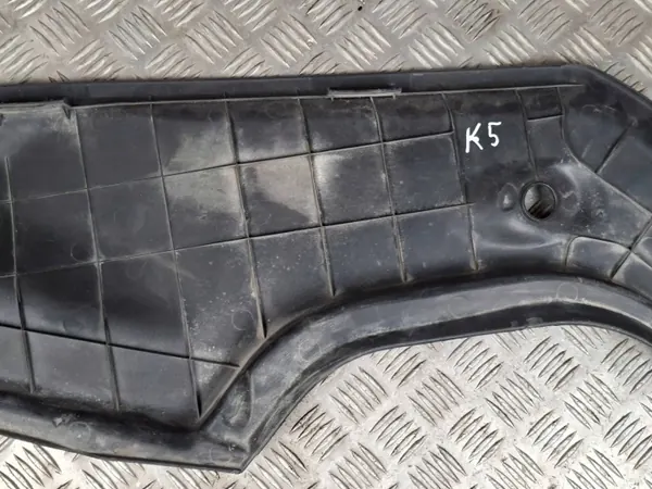 Tesla Model S konnuslukon kansi OEM 100632800E image 10