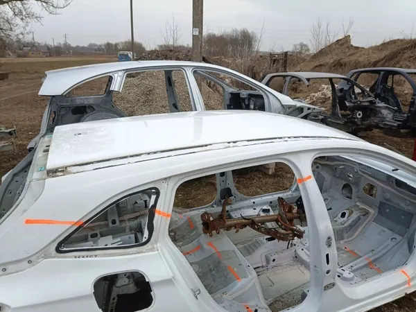 Opel Astra K Dak OEM ARA262709 - Gebruikte staat image 4