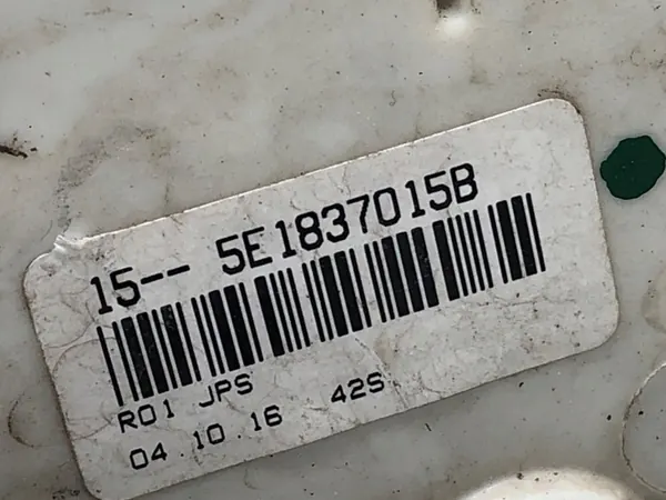 Linke Vordertürschloss VW Passat B8 Kombi 5E1837015B image 4