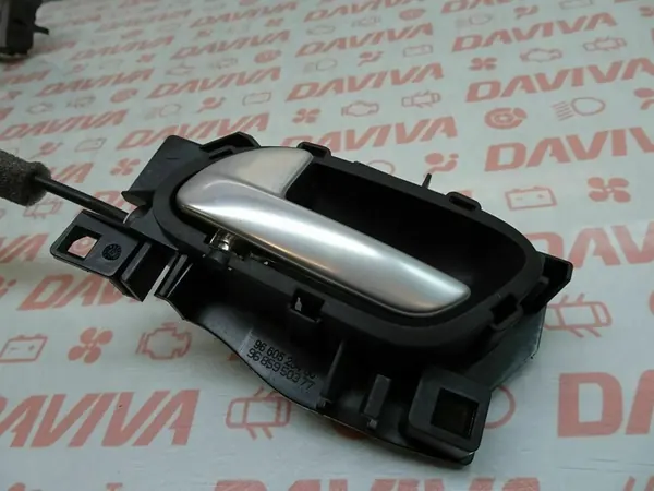 Citroen C5 Bakdörrlås Vänster 2008 Sedan 574395 image 2