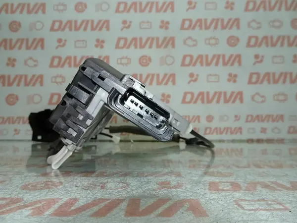 Citroen C5 Bakdörrlås Vänster 2008 Sedan 574395 image 4