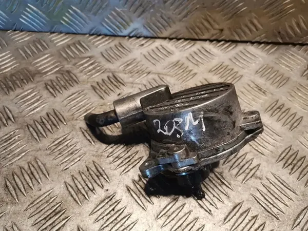 Mercedes-Benz C W203 Imupumppu image 3