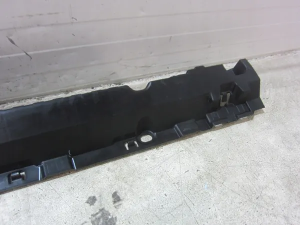 BMW X5 F15 glidande tröskelfäste vänster sida OEM 51777294383 image 7
