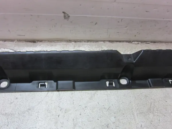 BMW X5 F15 glidande tröskelfäste vänster sida OEM 51777294383 image 8