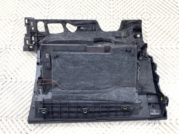 OEM 4M8857035 Passagerar handskfack Audi Q8 SUV image 3