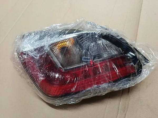 Luz trasera izquierda Mitsubishi Space Star II LED OEM image 3