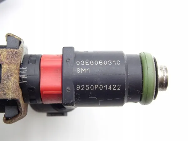 Einspritzleiste Seat Ibiza IV 1.2 03E906031C / 03E133320A image 2