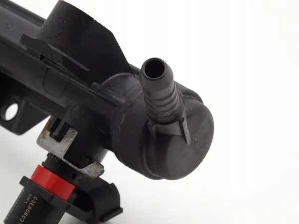 Einspritzleiste Seat Ibiza IV 1.2 03E906031C / 03E133320A image 7