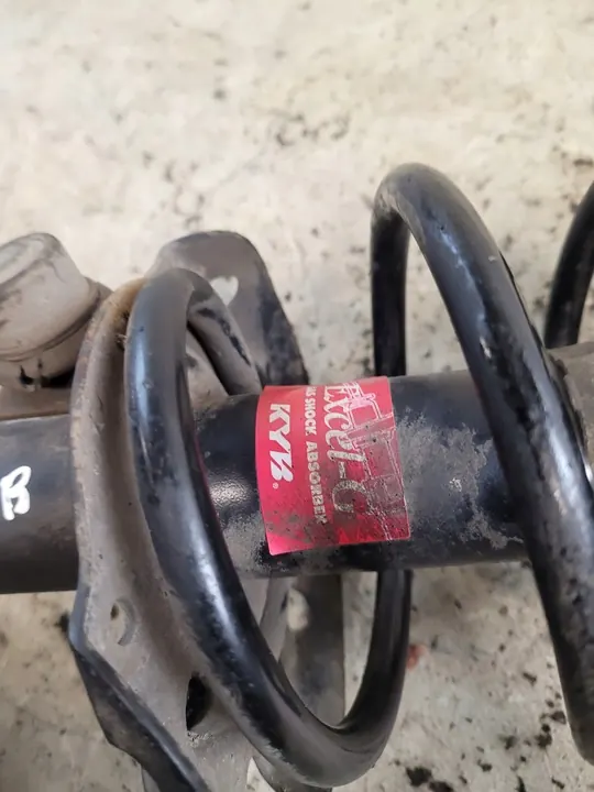 Amortizzatore KYB 333756 image 8