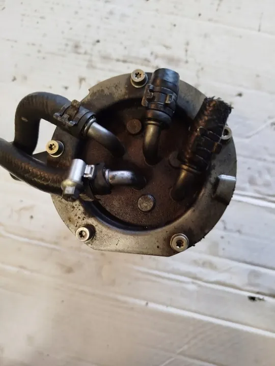 Volkswagen Polttoainesuodattimen kotelo 3C0127400C image 2