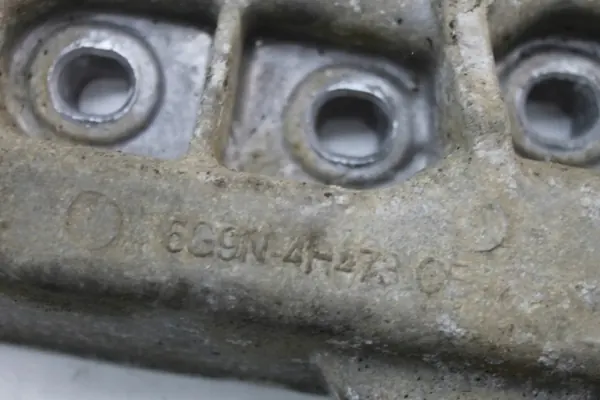 Suporte de rolamento de eixo OEM 6G9N4H473CE image 4
