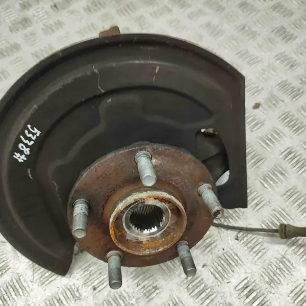 Nissan Juke (F15) Mozzo ruota anteriore sinistro 400151KK0A image 3