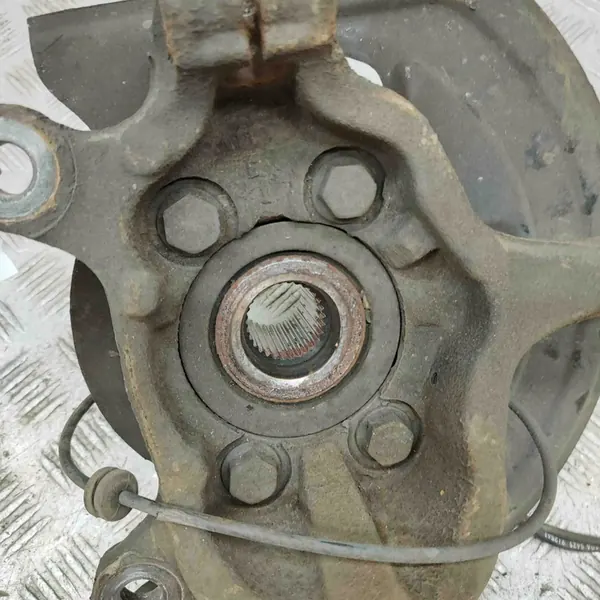 Nissan Juke (F15) Mozzo ruota anteriore sinistro 400151KK0A image 6