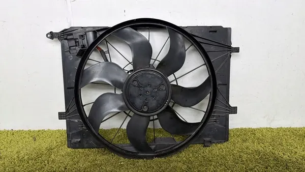 Kylarrubrik Mercedes W213 E C W205 GLC C350 2.0 OEM image 2