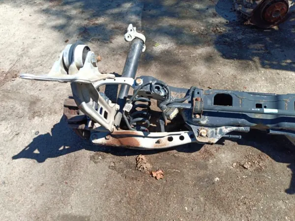 Opel Insignia B Hinterachsschwinge OEM Wrakowisko-10699- image 7