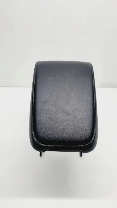Accoudoir Skoda OE OEM 565864207 RBF pour Karoq image 4