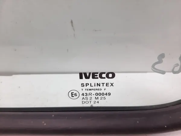 Iveco Daily 4G Heckscheibe OEM 43R00049 image 4