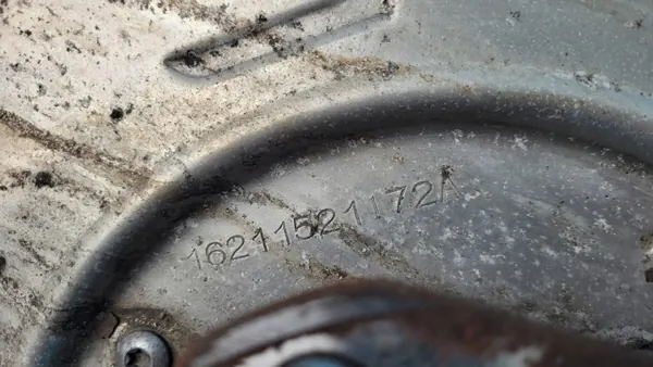 Tesla Model 3 Rechte Hinterachsschenkel OEM 1044416-00-G image 4