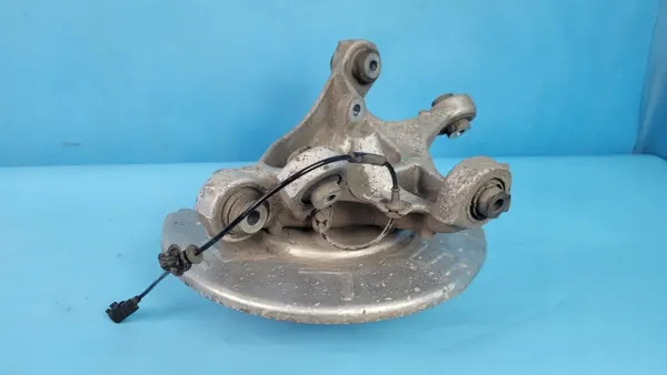 Tesla Model 3 Rechte Hinterachsschenkel OEM 1044416-00-G image 9