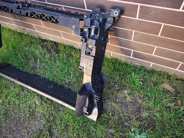 AUDI A1 S1 40TFSI 2.0 TFSI Frontverstärkung image 3