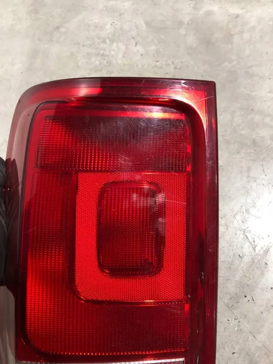 Lámpara trasera izquierda VW Amarok Original image 2