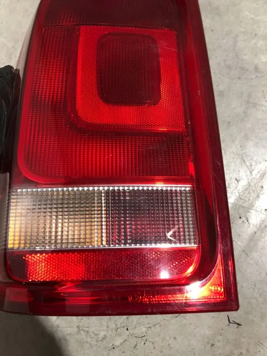 Lámpara trasera izquierda VW Amarok Original image 3
