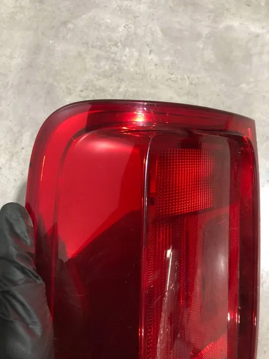 Lámpara trasera izquierda VW Amarok Original image 5