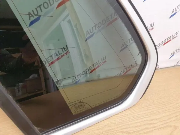 Ventana trasera izquierda usada OEM 51377207885 BMW X5 E70 image 6