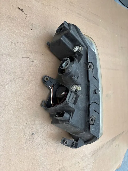 Vasen Ajovalot Volkswagen PASSAT B5.5 2002 3B0941015AP image 2