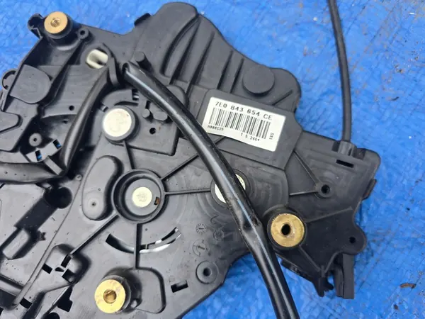 VW Caravelle T5 T6 Sidodörrlås image 3