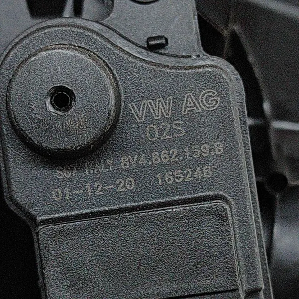 Bränsletanklock OEM 8V4862159B för VW Tiguan AD1 image 4