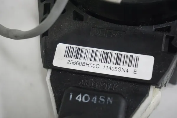 NISSAN NOTE E11 LIFT Lenkschalter 47945JD00A image 6