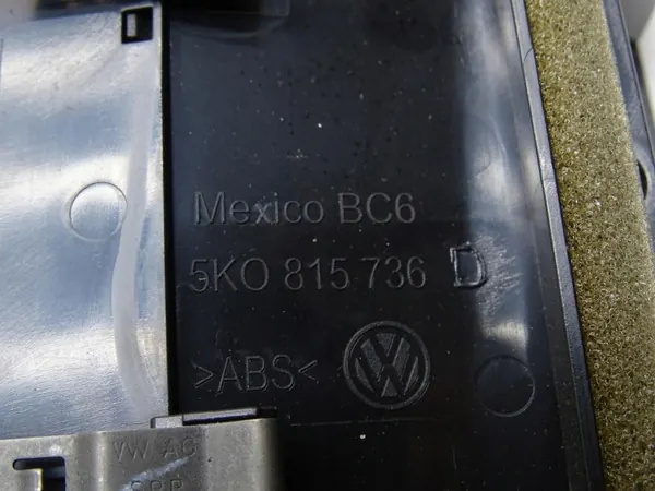 Grelha de ventilação central OEM 5K0819728N VW Golf VI image 7