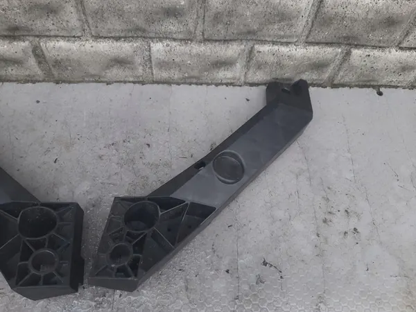 VIVARO TRAFIC III Suporte Direito Frontal image 3