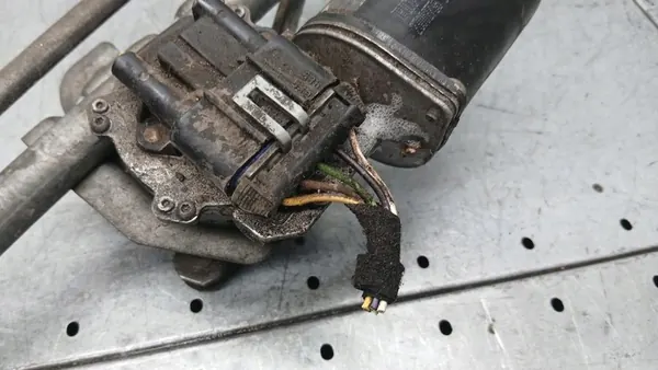 Pyyhkijänmekanismi Opel Corsa C 1.2B 00-03R 24441422 image 5