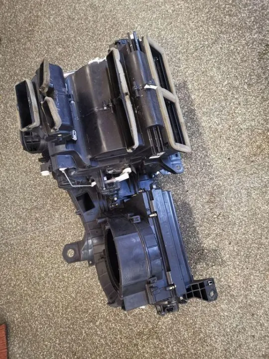 Lämmityspuhallin Ford Fusion MK5 OEM DG9H-19B555-AH image 3