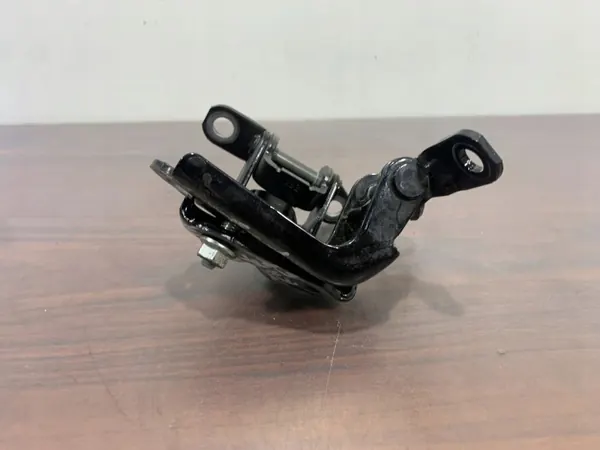 Bisagras puertas traseras Subaru Outback OEM FBZ28532 image 3