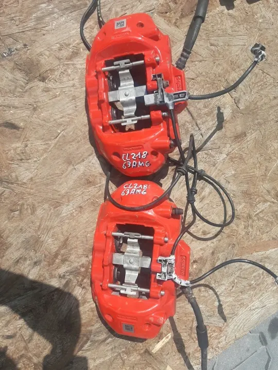 Jeu d'étriers de frein OEM A2124230412 Avant & Arrière image 6