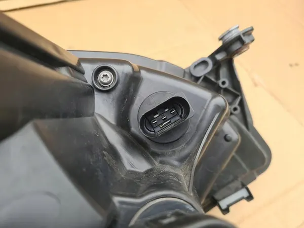 Vasen Etuvalaisin Skoda Citigo 1ST image 7