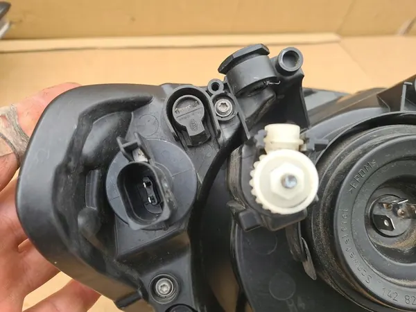 Vasen Etuvalaisin Skoda Citigo 1ST image 8