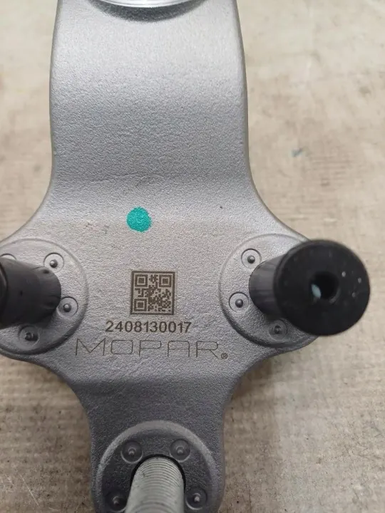 Opelin Jousitusvivun Tappi OEM 9873445680 - Käytetty image 3
