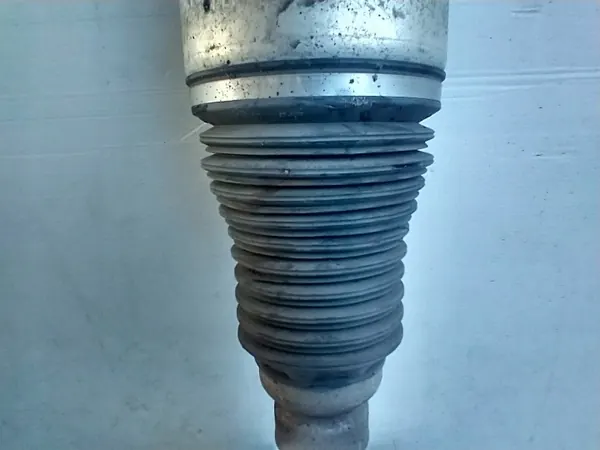 Luftfeder OEM P68253209AC für Jeep Cherokee WK2 image 4