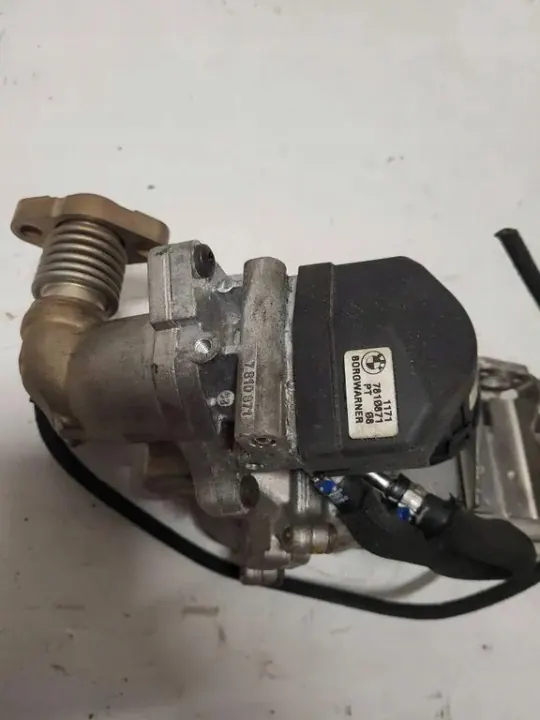 EGR-koeler OEM 7822350 voor BMW 5-serie F10 2.0L image 4