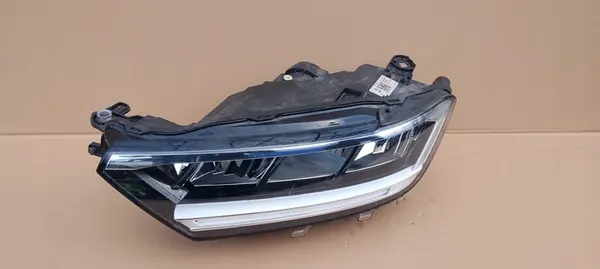 Vasen Etuvalaisin VW T-Roc Lift 21-24 Full LED 2GA941005F image 8