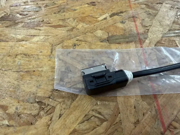iPhone-adapterkabel OEM 5N0035554J voor VW Jetta VI image 6