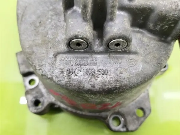 Steuerdeckel VW Passat B6 OEM 06F103530 Gebraucht image 5