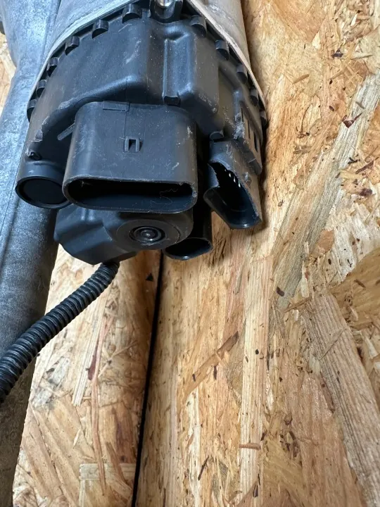 Insugningsgrenrör Porsche 992 911 OEM 992423051R image 7