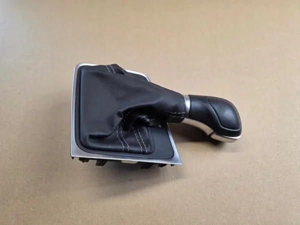 Pomo & Capa OEM 5G1713203J para VW Golf VII image 2