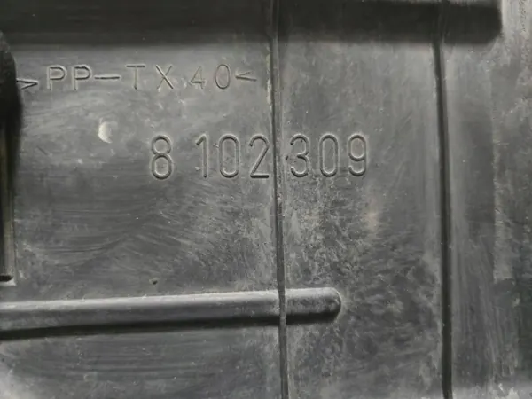 Baklyskåpa vänster fram OEM 8 102 309 BMW E34 image 3